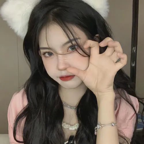 四月的女儿